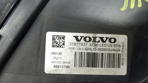 Фара передняя правая в сборе Volvo XC90 16-17 LED, песок, трещины в стекле, сломано крепление