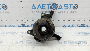 Цапфа зі ступицею передня ліва Lexus RX350 RX450h 10-15 іржава, в клині