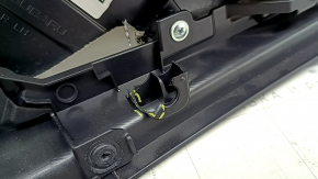 Обшивка двери карточка задняя левая Subaru Forester 19-24 SK черная с серой вставкой кожа + ткань, подлокотник кожа серая, с ручкой и уплотнителем, сломано крепление, царапины, под чистку