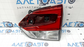 Ліхтар внутрішній кришка багажника правий Subaru Forester 19-24 SK