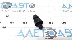 Отбойник двери багажника правый Nissan Ariya 23-26