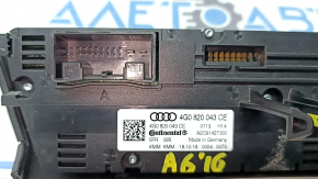 Детальный вид разъёма на управлении климатом Audi A6 2012-2018, оригинал.