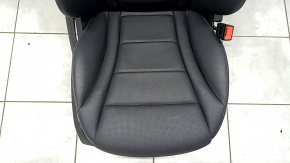 Пассажирское сидение Mercedes GLC 16-20 с airbag, электрическое, подогрев кожа черная серая строчка, царапины, примят подголовник