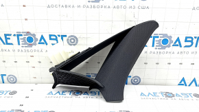 Накладка задньої кватирки ліва Audi A4 B9 18-25 чорна, потерта