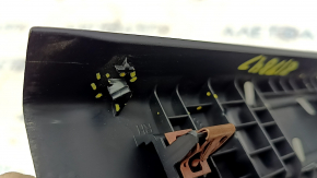 Накладка порога передняя правая Ford Fusion mk5 17-20 черная с хром вставкой, царапины, примято крепление