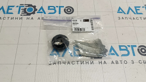 Опора радіатора нижня права Chevrolet Trax 15-22 гума