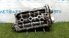 Головка блоку циліндрів у зборі права Audi A6 C7 16-18 3.0T CREC