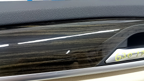 Обшивка двери карточка передняя левая BMW 5 G30 17-19 кожа бежевая canberra beige, вставка под темное дерево, подлокотник бежевая кожа, с ручкой, с сеткой под динамик, царапина, под чистку
