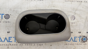 Подстаканники центральной консоли Hyundai Ioniq 5 22-24 с серой накладкой, потерта