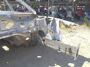 Четверть передняя левая Audi A4 B9 17-20 на кузове, серебро