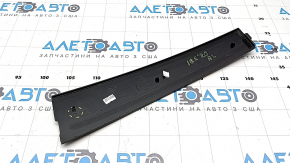 Накладка дверей збоку ззаду ліва Hyundai Ioniq 5 22-24 передня, чорна, зламане кріплення