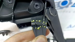 Обшивка арки задняя правая верхняя BMW X7 G07 19-25 Schwarz, вставка под дерево с молдингом, царапины, потерто, надлом крепления