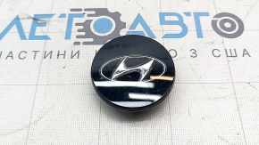 Центральний ковпачок на диск Hyundai Ioniq 5 22-26 під R19 60/48 мм, подряпини