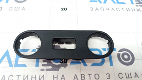 Накладка центральной консоли Hyundai Ioniq 5 22-26 под индикатор и USB
