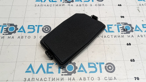 Верхняя крышка блока предохранителей подкапотная правая Toyota Camry v70 18-24 hybrid
