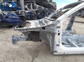 Чверть передня ліва Mazda CX-30 20-23 біла, на кузові, прим'ята стійка