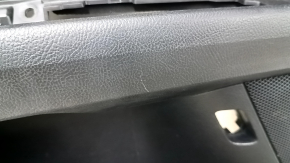 Проблема с верхней частью обшивки двери переднего левого на Ford Fusion 2013-2020.