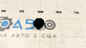 Відбійник капота лівий Audi A4 B9 17-25 задній