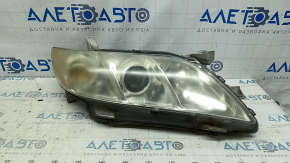 Фара передня права Toyota Camry v40 07-09 гола, галоген, під полірування