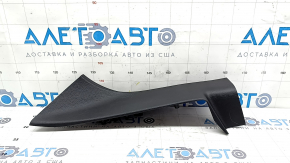 Накладка порога задня ліва Mitsubishi Outlander 22-26 чорна, подряпина