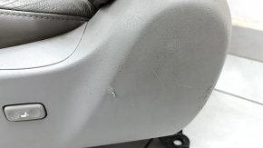 Водительское сидение Toyota Camry v40 07-08 с airbag, кожа серое, электро, подогрев, без подголовника, потрескано, под химчистку, примято, побелел пластик, царапины