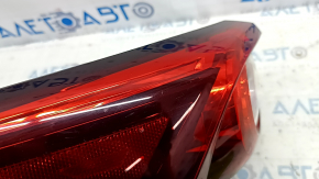 Фонарь внешний крыло левый Mazda CX-9 16-23 без проводки, нет фрагмента, сломаны крепления, пробит корпус, царапины