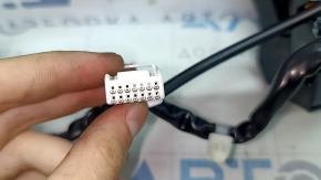 Кнопки управления на руле Mazda CX-9 16-21 полез хром, царапины на хроме