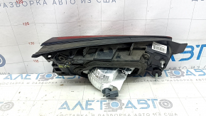 Фонарь внутренний крышка багажника правый Mazda CX-9 16-23 царапины, трещины в уплотнителе