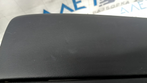 Подлокотник Mazda CX-9 16-23 кожа, черный, с подстаканниками, царапина, вмятина