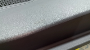 Обшивка двери карточка передняя правая Toyota Sienna 21-22 темно-серая с серым, подлокотник кожа темно-серый, с ручкой, потерта