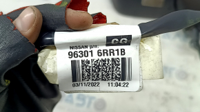 Зеркало боковое правое в сборе Nissan Rogue 21-24 BSM, 7 пинов, с поворотником, с подогревом, черное