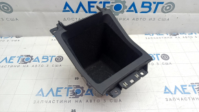 Речове відділення підлокітника Audi E-Tron 19-23