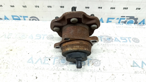 Ступица с заметной коррозией, подходит для модели Toyota Sienna 21-26.