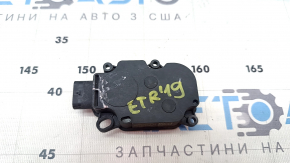 Моторчик нижней жалюзи дефлектора радиатора Audi E-Tron 19-23