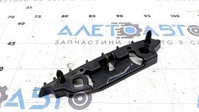 Крепление переднего бампера правое Ford Escape MK4 20-26 сломано крепление