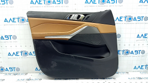 Обшивка дверей картка передня ліва BMW X5 G05 19-23 шкіра schwarz/коричнева COGNAC вставка сіра, підлокітник шкіра коричнева COGNAC, з ручкою та накладками, подряпини, вм'ятини