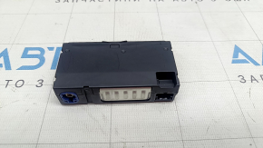 USB Hub центральной консоли Audi E-Tron 19-23 задний