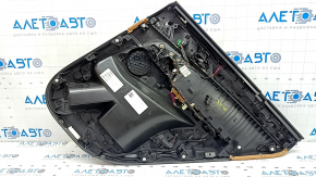 Обшивка задней левой двери BMW X5 G05 2019-2026, состояние с лёгкими царапинами