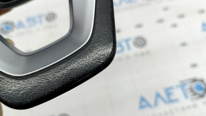 Накладка руля BMW X5 G05 19-26 под подогрев руля, царапины