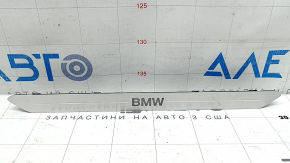 Вставка накладки порога передня права BMW X5 G05 19-23 хром BMW, з підсвічуванням, подряпини