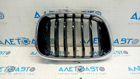 Решітка радіатора grill права BMW X3 G01 18-21 ніздря, хром обрамлення+ чорна решітка