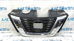 Грати радіатора grill Nissan Rogue 17-20 без камери, під радар, під круглу емблему, japan built, зламане кріплення