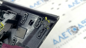 Накладка обшивки дверей картки задньої правої BMW X3 G01 18-21 під дерево, з підсвічуванням, з ручкою, подряпини, надламані кріплення, зламаний корпус роз'єму