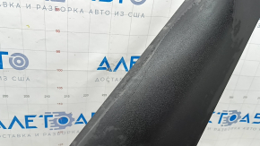 Деталь с ракурса сбоку, показывающая легкие царапины, Hyundai Tucson.
