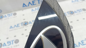 Эмблема значок двери багажника Hyundai Tucson 22-26 царапины