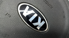 Подушка безопасности airbag в руль водительская Kia Niro 17-21 черная, коррозия на эмблеме