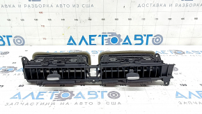 Дефлектор воздуховода передней панели центральный Honda Accord 23-26