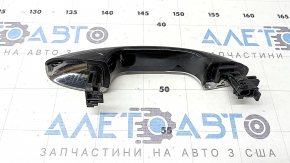 Ручка внешняя передней правой двери для Mercedes C-class W205 2015-2021, хром, в хорошем состоянии с дефектами.