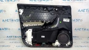 Обшивка двери карточка передняя правая VW Tiguan 18-20 черн, подлокотник кожа черный, вставка кожа, с пищалкой, царапины, облезло покрытие ручки