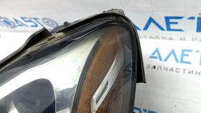 Фара передняя левая Mercedes C-class W205 15-18 галоген, с уплотнителем, царапины, в краске